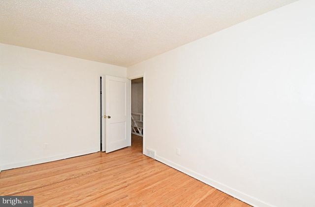 1107 E SHARPNACK ST, Philadelphia, PA 19150