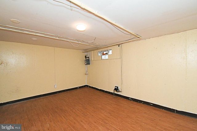 1107 E SHARPNACK ST, Philadelphia, PA 19150