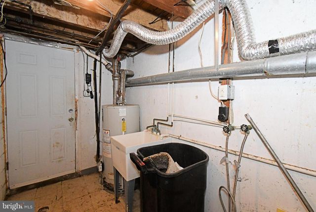 1107 E SHARPNACK ST, Philadelphia, PA 19150