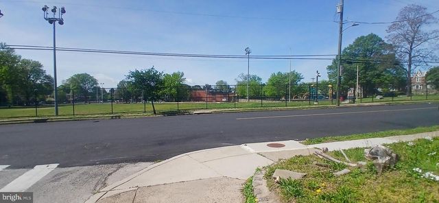 1107 E SHARPNACK ST, Philadelphia, PA 19150