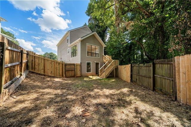 832 Leland Court, Stone Mountain, GA 30083
