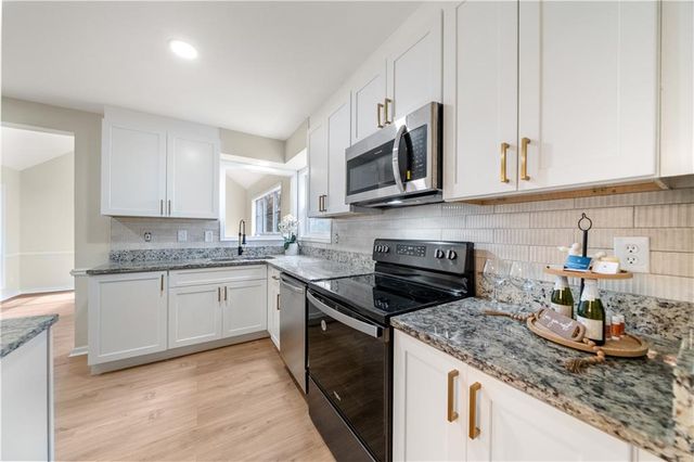 832 Leland Court, Stone Mountain, GA 30083