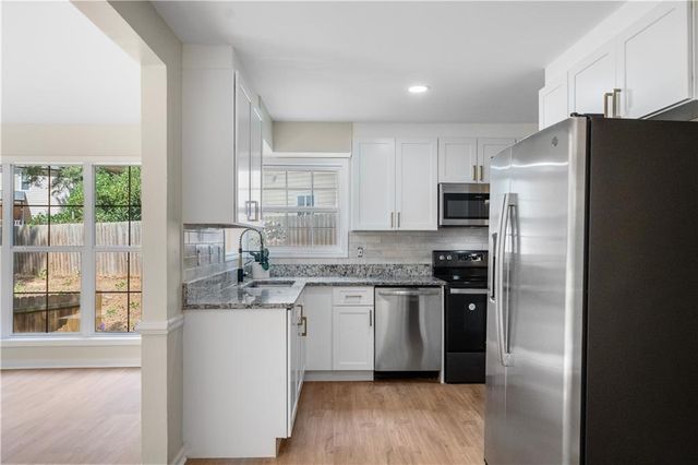 832 Leland Court, Stone Mountain, GA 30083