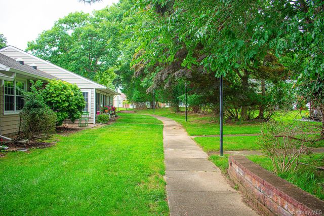 179 Ventry Court B, Ridge, NY 11961