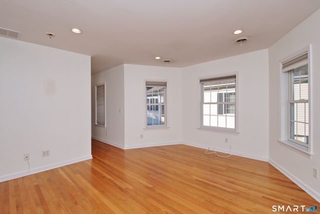 616 Hope Street B, Stamford, CT 06907