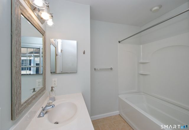 616 Hope Street B, Stamford, CT 06907