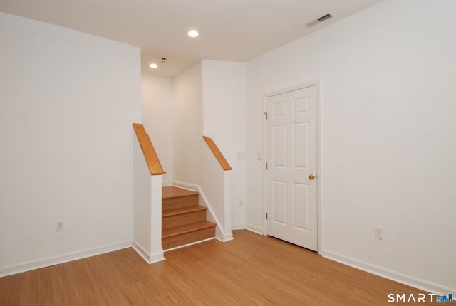 616 Hope Street B, Stamford, CT 06907