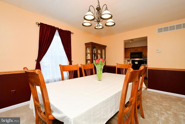 800 BEACON CT, Lansdale, PA 19446
