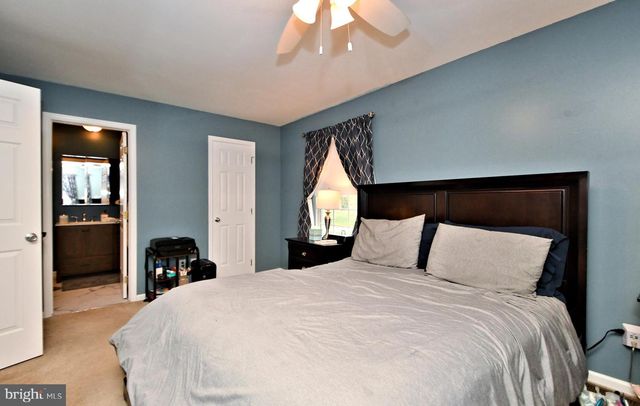 800 BEACON CT, Lansdale, PA 19446