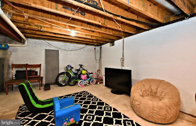 800 BEACON CT, Lansdale, PA 19446