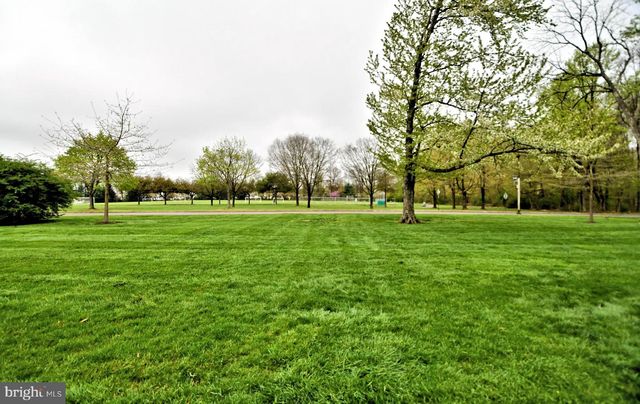 800 BEACON CT, Lansdale, PA 19446
