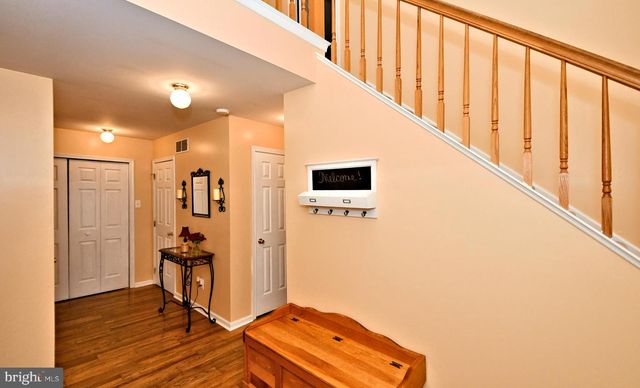 800 BEACON CT, Lansdale, PA 19446