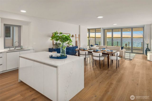 1250 Alki Avenue SW #2A, Seattle, WA 98116