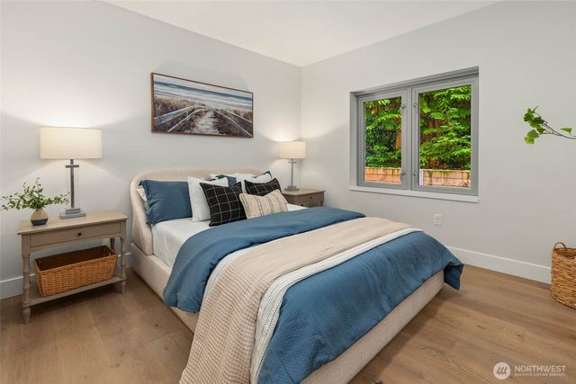 1250 Alki Avenue SW #2A, Seattle, WA 98116