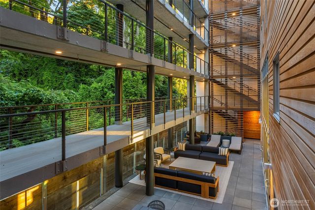 1250 Alki Avenue SW #2A, Seattle, WA 98116