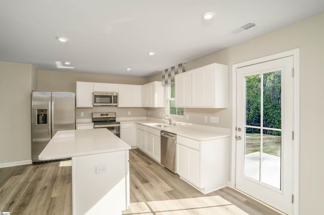 117 Wells Station Road, Seneca, SC 29678