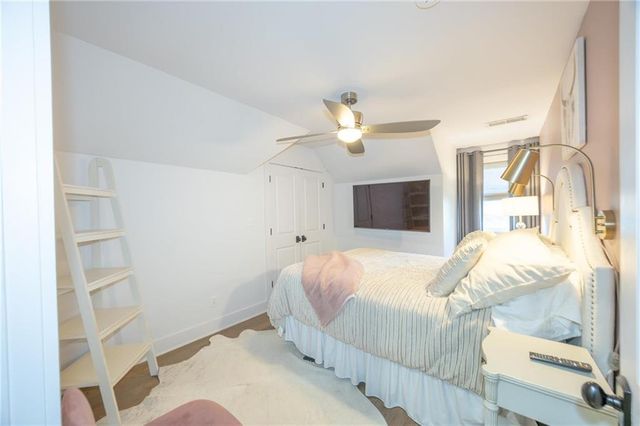 1585 MERCER, College Park, GA 30337