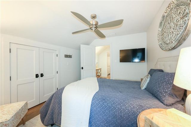 1585 MERCER, College Park, GA 30337