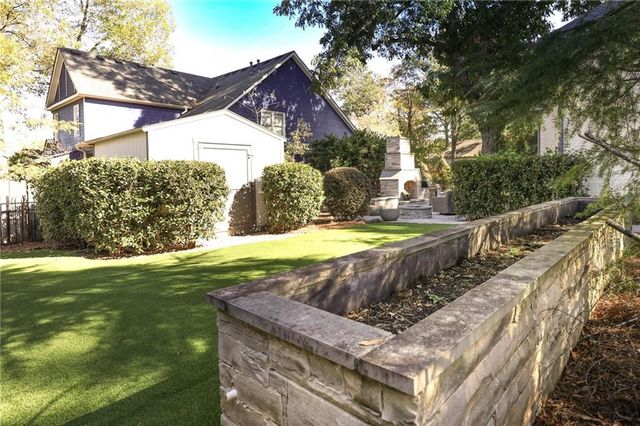 1585 MERCER, College Park, GA 30337