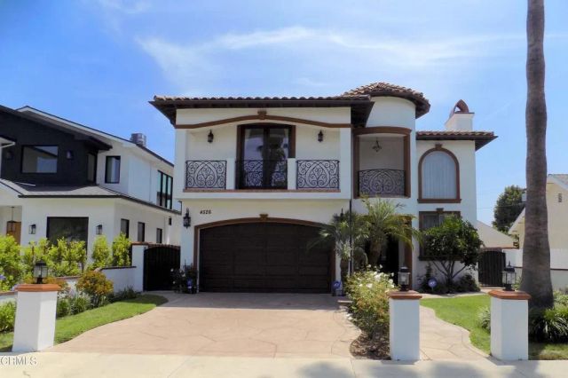 4526 Katherine Avenue, Sherman Oaks, CA 91423