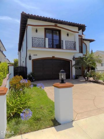 4526 Katherine Avenue, Sherman Oaks, CA 91423