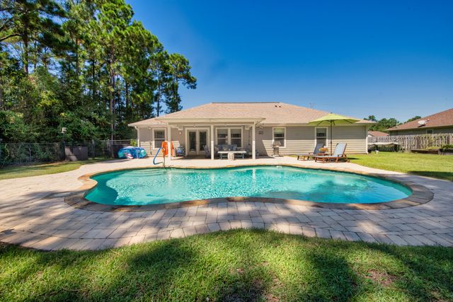 8169 Tavira Street, Navarre, FL 32566