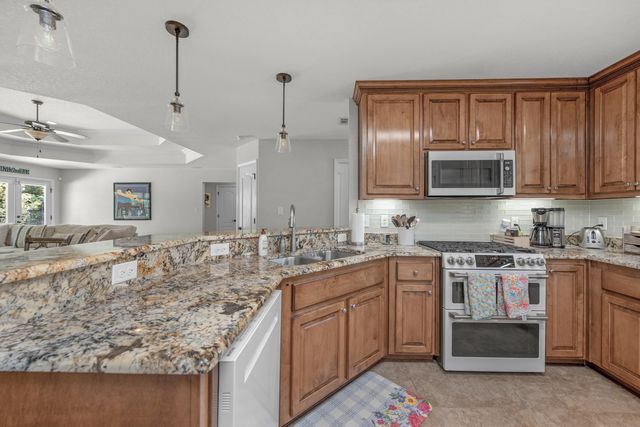 8169 Tavira Street, Navarre, FL 32566