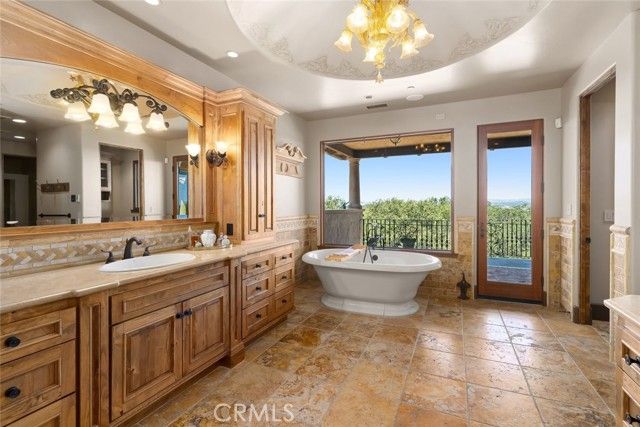 1880 Calle Laguna, Arroyo Grande, CA 93420