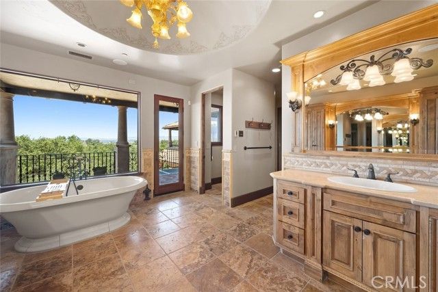 1880 Calle Laguna, Arroyo Grande, CA 93420