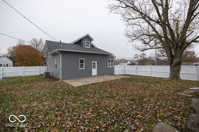 1000 S B Street, Elwood, IN 46036