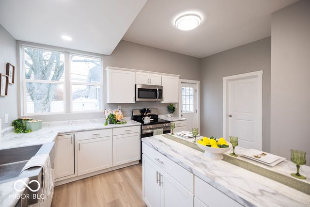 1000 S B Street, Elwood, IN 46036