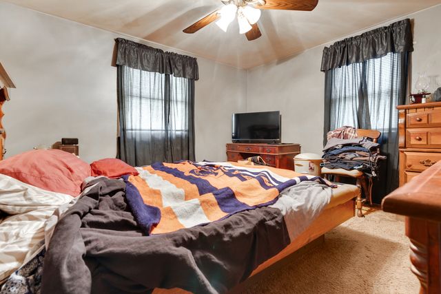 105 Adobe Circle, Carpentersville, IL 60110