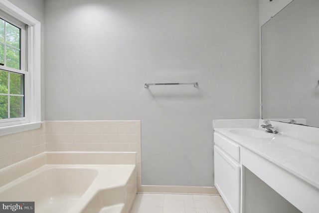 3263 CORCYRA CT, Woodbridge, VA 22192