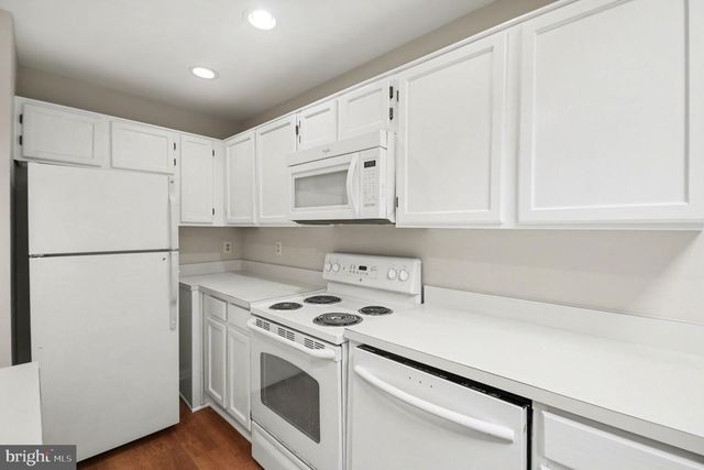 3263 CORCYRA CT, Woodbridge, VA 22192
