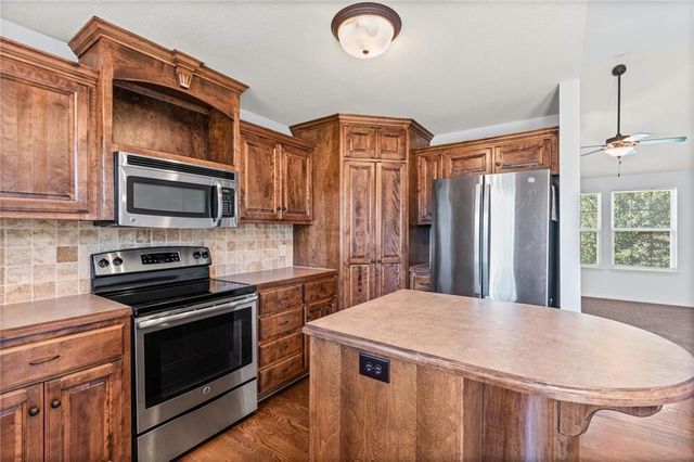 6220 NE 119th Terrace, Kansas City, MO 64156