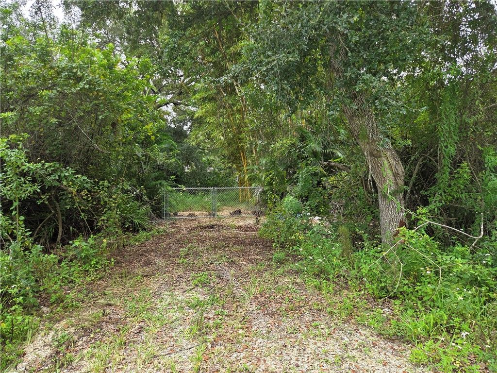000 86th Avenue, Vero Beach, FL 32966