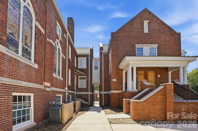 203 Grandin Road 2, Charlotte, NC 28208