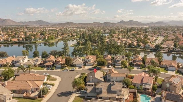 30423 Shoreline Drive, Menifee, CA 92584