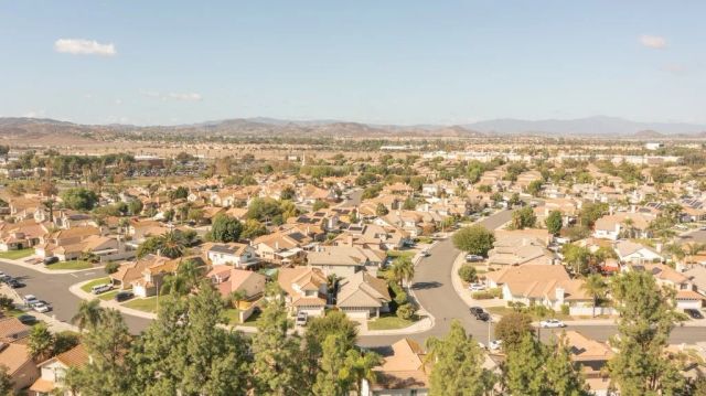30423 Shoreline Drive, Menifee, CA 92584