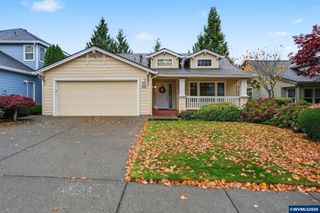 552 Inverness Dr SE, Salem, OR 97306