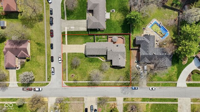 1373 Echo Bend Street, Greenwood, IN 46142