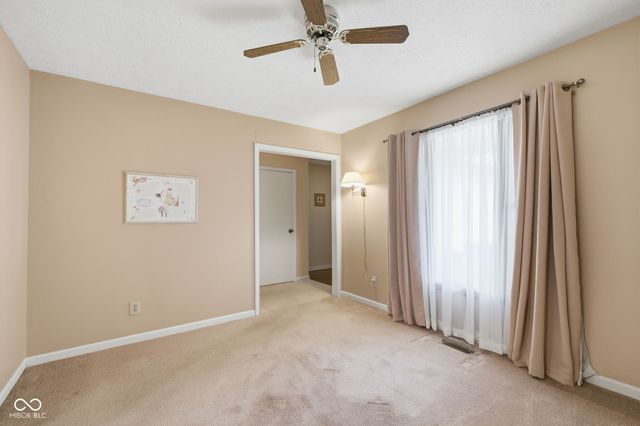 1373 Echo Bend Street, Greenwood, IN 46142