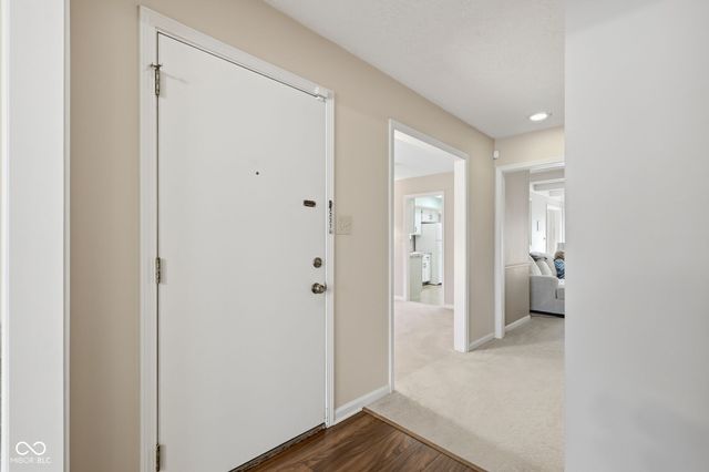 1373 Echo Bend Street, Greenwood, IN 46142