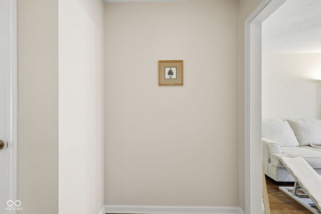 1373 Echo Bend Street, Greenwood, IN 46142