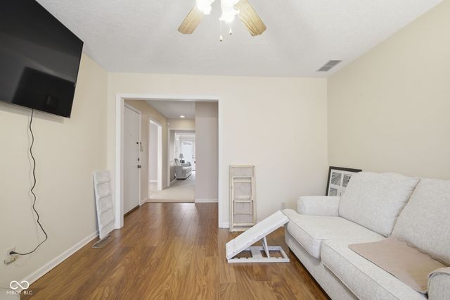 1373 Echo Bend Street, Greenwood, IN 46142