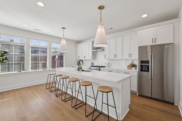 521 Hobson Chapel Pl, Nashville, TN 37206