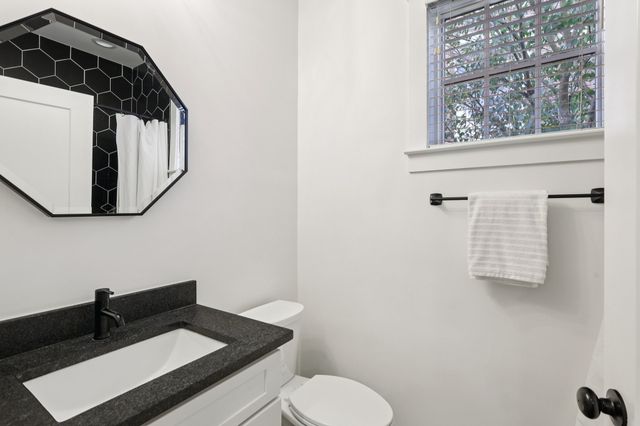 521 Hobson Chapel Pl, Nashville, TN 37206