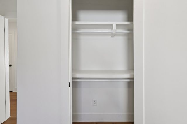 521 Hobson Chapel Pl, Nashville, TN 37206