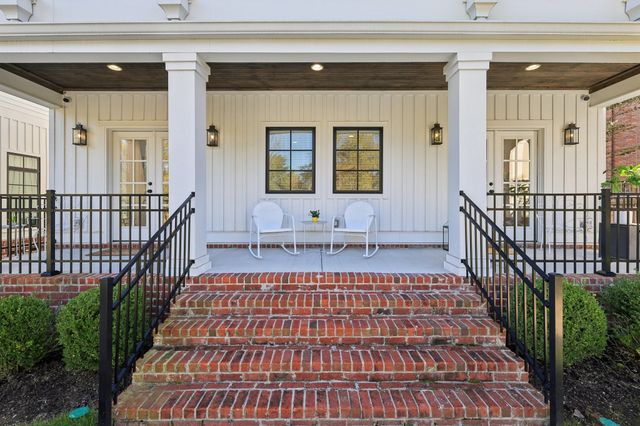 521 Hobson Chapel Pl, Nashville, TN 37206