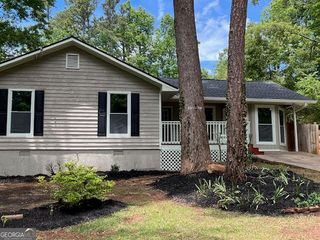723 Lookout Pointe, Lawrenceville, GA 30043